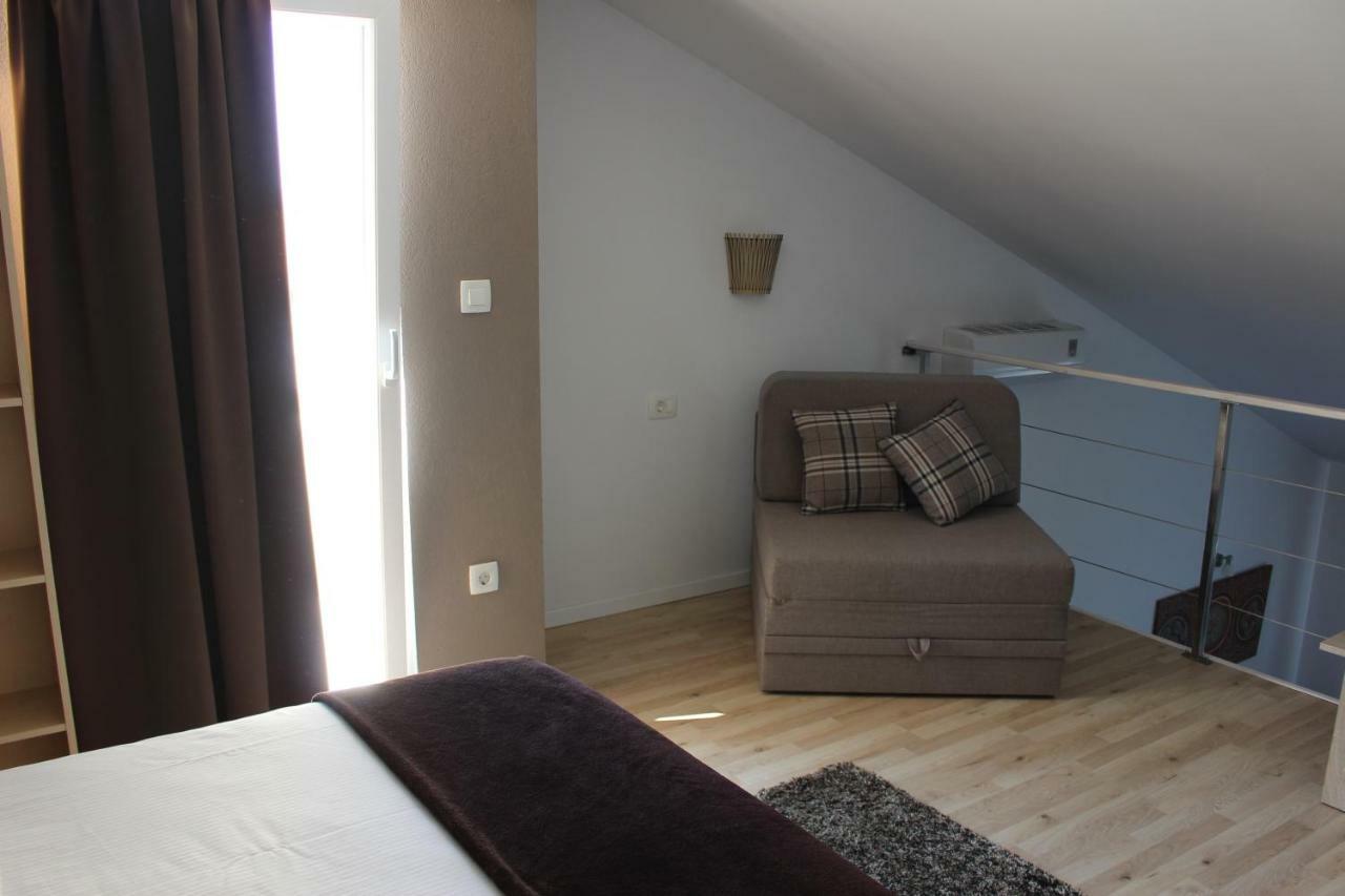 Apartments Lianto Drasnice Luaran gambar